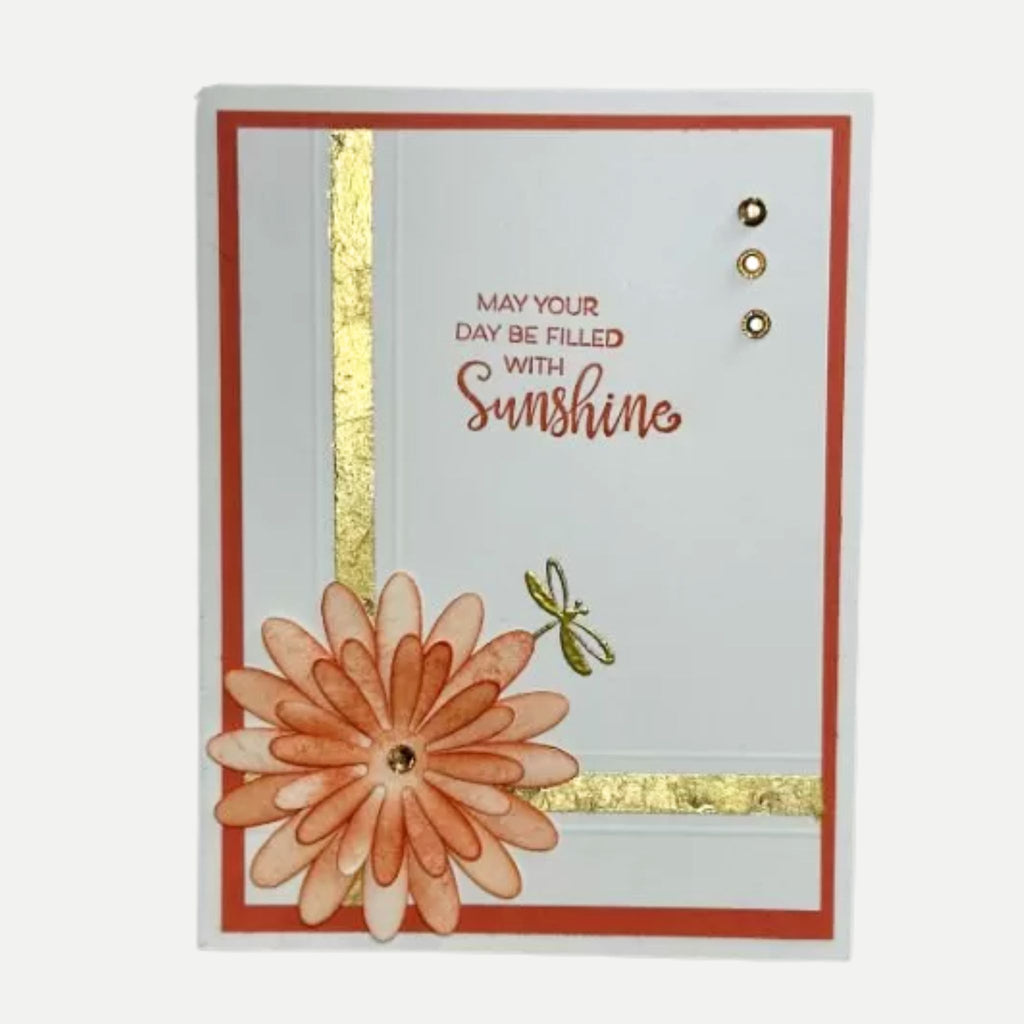 Lovely Daisy Greeting Card with Gold Accents – “May Your Day Be Filled with Sunshine”