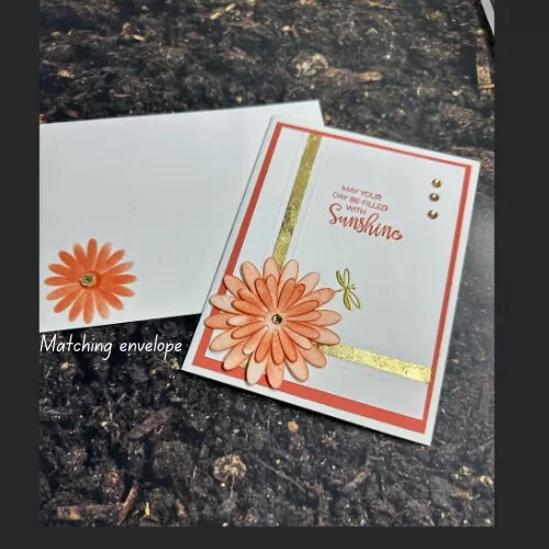 Lovely Daisy Greeting Card with Gold Accents – “May Your Day Be Filled with Sunshine”